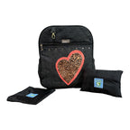 Mochila Maternal Corazón Print Coral + Estuche + Mudador acolchado impermeable GRATIS