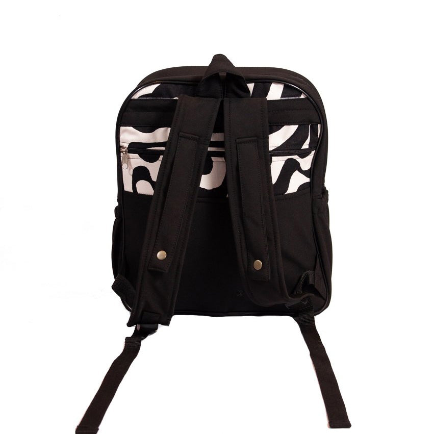 Mochila Maternal Negro Softshell Cebra + Estuche + Mudador acolchado impermeable GRATIS