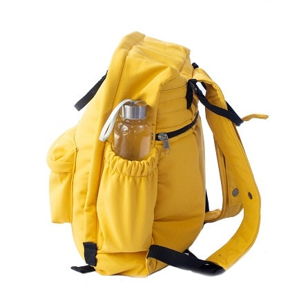 Mochila Urban Maternal Mostaza  + Estuche + Mudador acolchado impermeable GRATIS